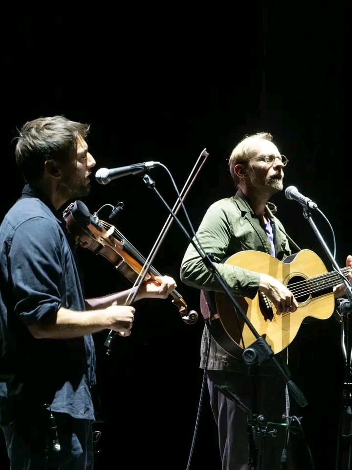 Fiddle player and guitarist performing at the Orvieto Irish Fleadh Festival 2026